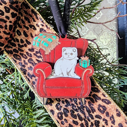 "Comfy Cats" Ornament w/Interchangeable Inserts